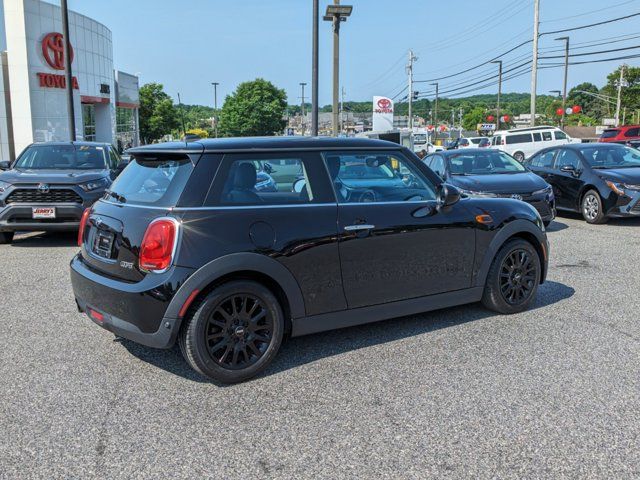 2018 MINI Cooper Hardtop Base