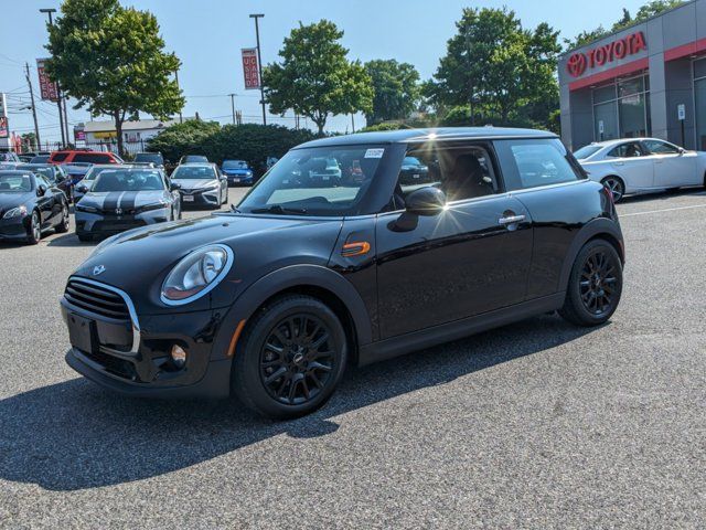 2018 MINI Cooper Hardtop Base