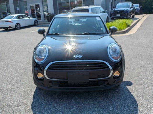 2018 MINI Cooper Hardtop Base