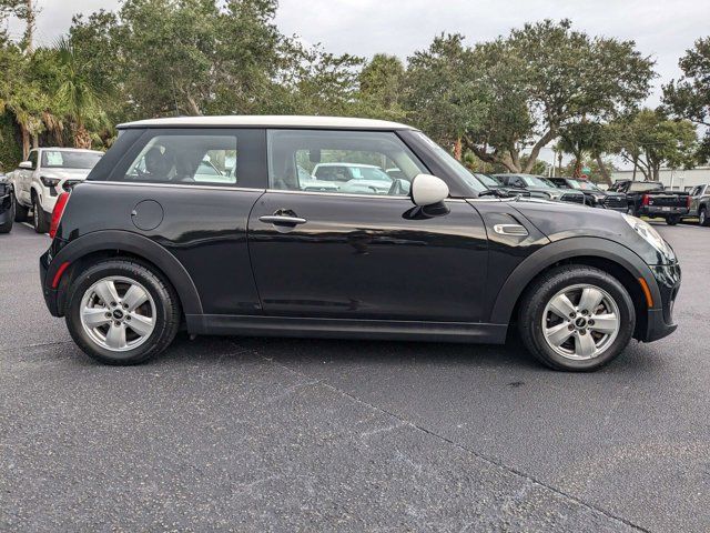 2018 MINI Cooper Hardtop Base