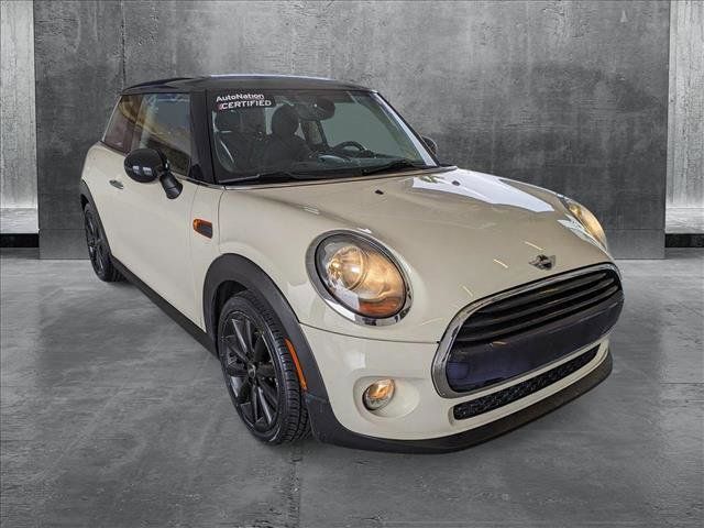 2018 MINI Cooper Hardtop Base