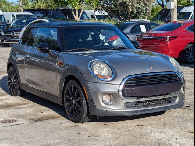 2018 MINI Cooper Hardtop Base