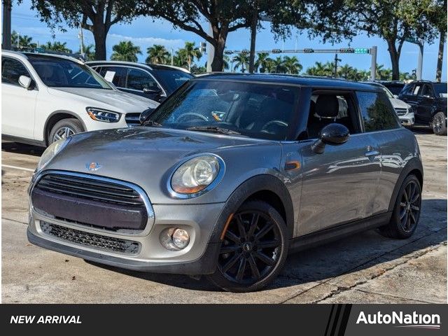 2018 MINI Cooper Hardtop Base