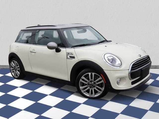 2018 MINI Cooper Hardtop Base