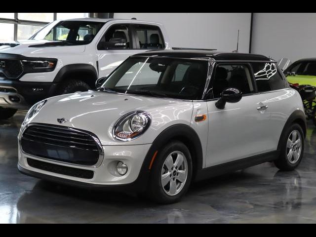 2018 MINI Cooper Hardtop Base