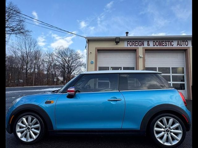 2018 MINI Cooper Hardtop Base