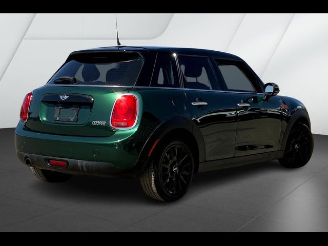 2018 MINI Cooper Hardtop Base