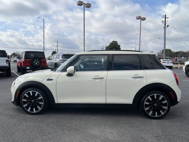 2018 MINI Cooper Hardtop Base