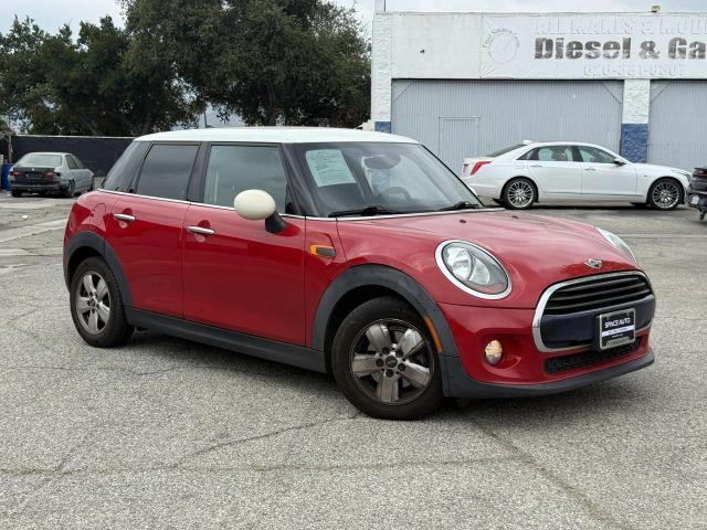 2018 MINI Cooper Hardtop Base