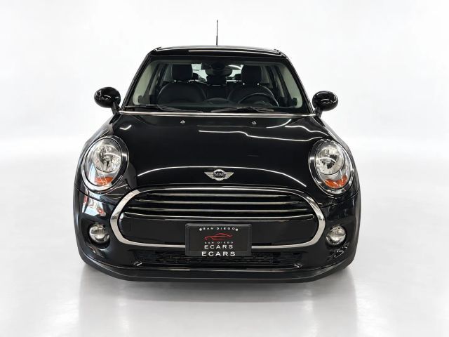2018 MINI Cooper Hardtop Base