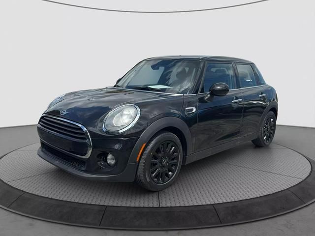 2018 MINI Cooper Hardtop Base