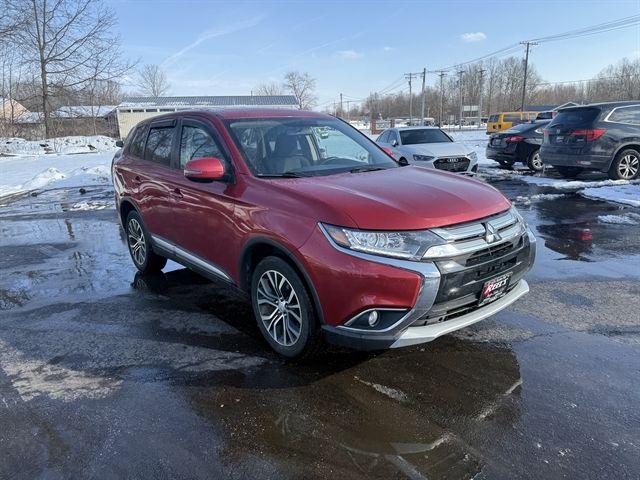 2018 Mitsubishi Outlander SE