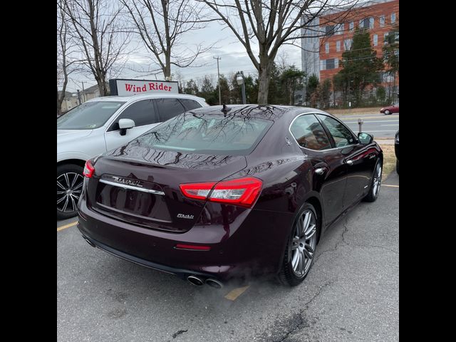 2018 Maserati Ghibli GranLusso