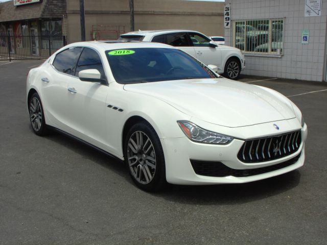 2018 Maserati Ghibli Base