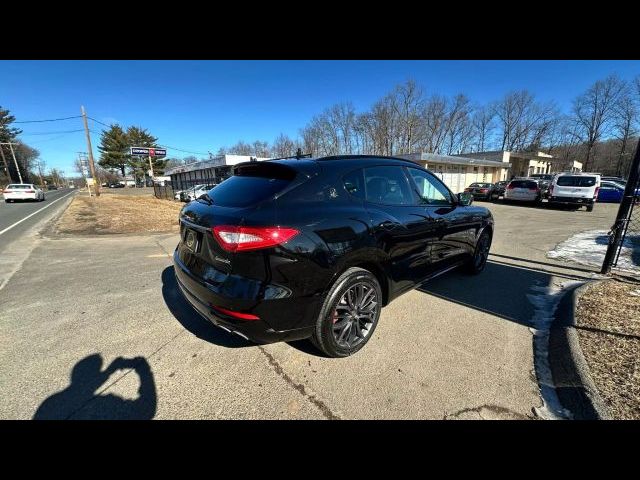 2018 Maserati Levante Base