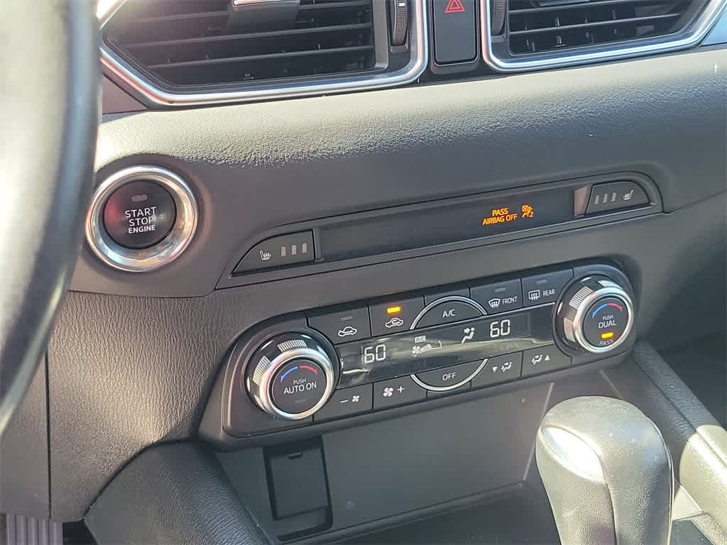 Vehicle image 24 of 31