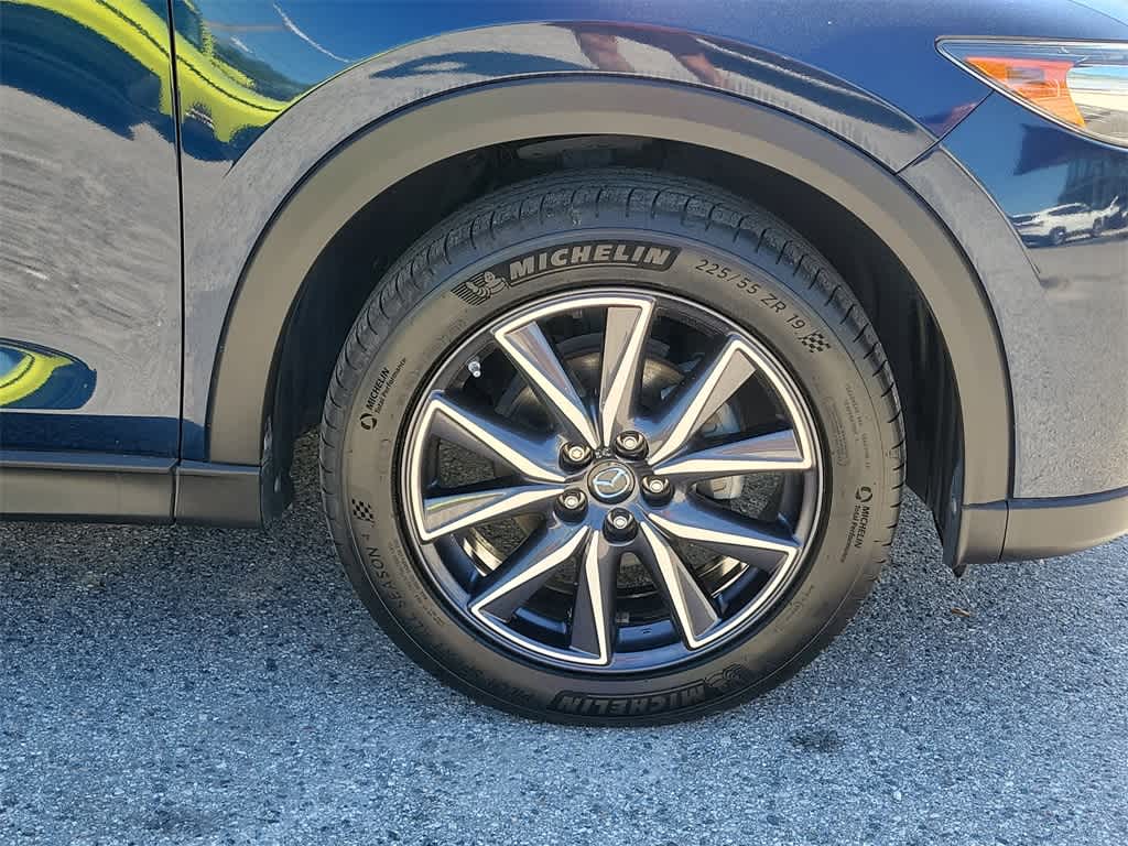 Vehicle image 6 of 31