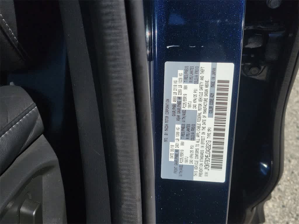 Vehicle image 19 of 31