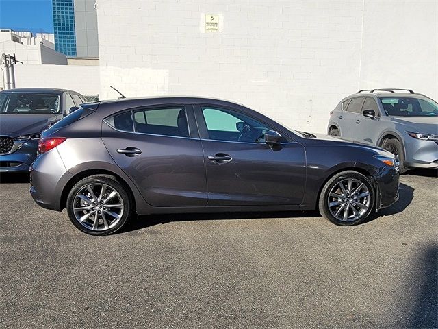 2018 Mazda Mazda3 Touring