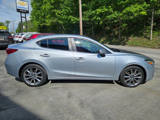 2018 Mazda Mazda3 Touring