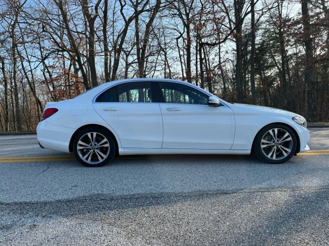 2018 Mercedes-Benz C-Class 300