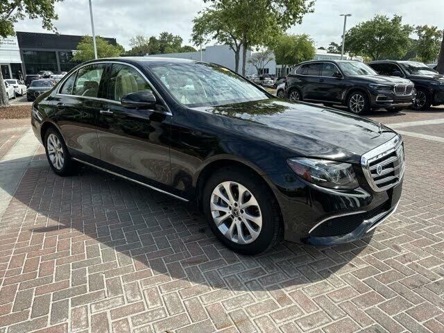 2018 Mercedes-Benz E-Class 300