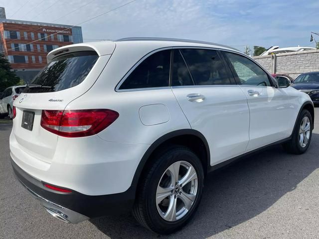 2018 Mercedes-Benz GLC 300