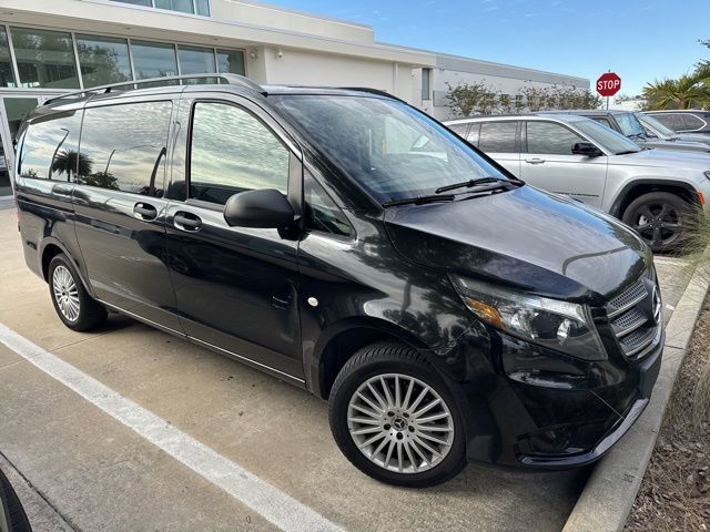 2018 Mercedes-Benz Metris Base