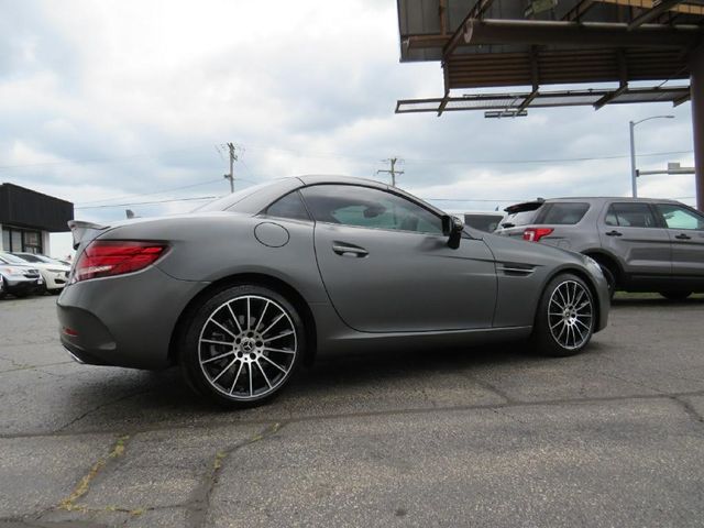 2018 Mercedes-Benz SLC 300