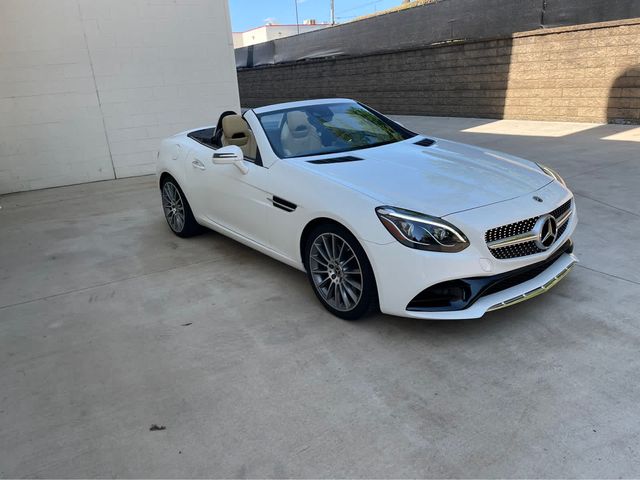 2018 Mercedes-Benz SLC 300