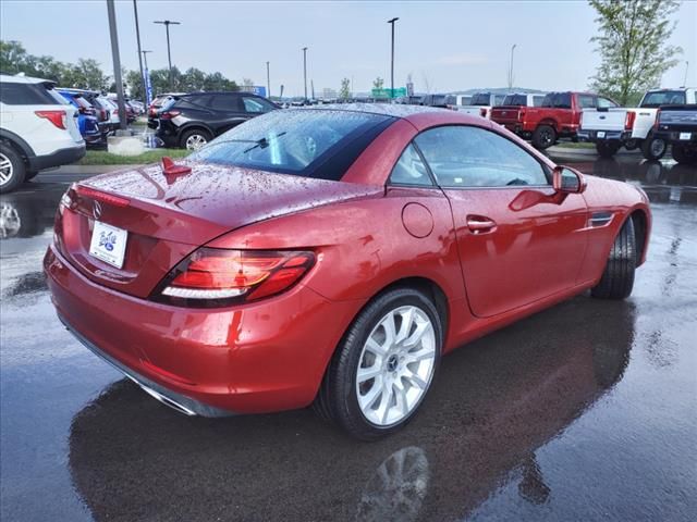 2018 Mercedes-Benz SLC 300