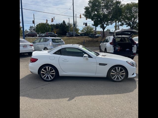 2018 Mercedes-Benz SLC 300