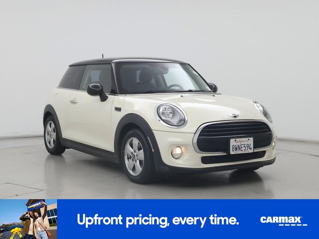 2018 MINI Cooper Hardtop Base