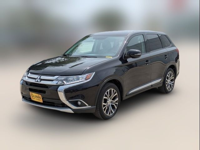 2018 Mitsubishi Outlander SE
