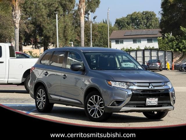 2018 Mitsubishi Outlander ES