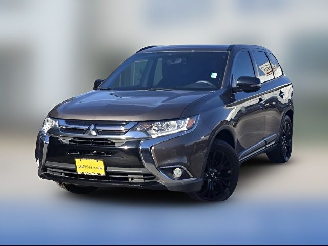 2018 Mitsubishi Outlander LE