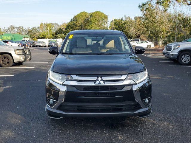 2018 Mitsubishi Outlander SE