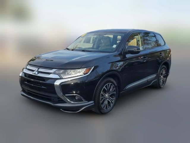 2018 Mitsubishi Outlander SE