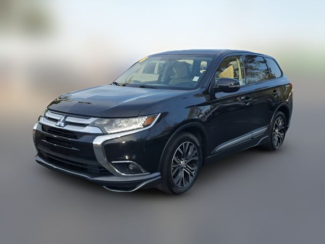 2018 Mitsubishi Outlander SE