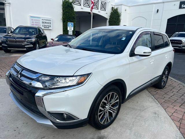 2018 Mitsubishi Outlander SE