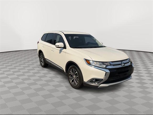 2018 Mitsubishi Outlander SE