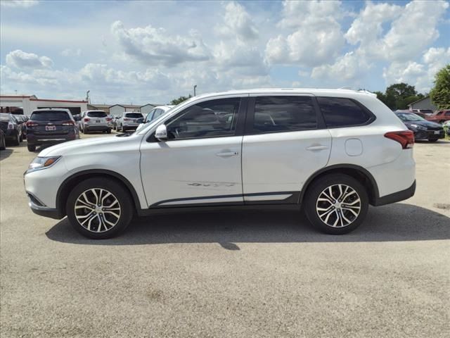 2018 Mitsubishi Outlander SE