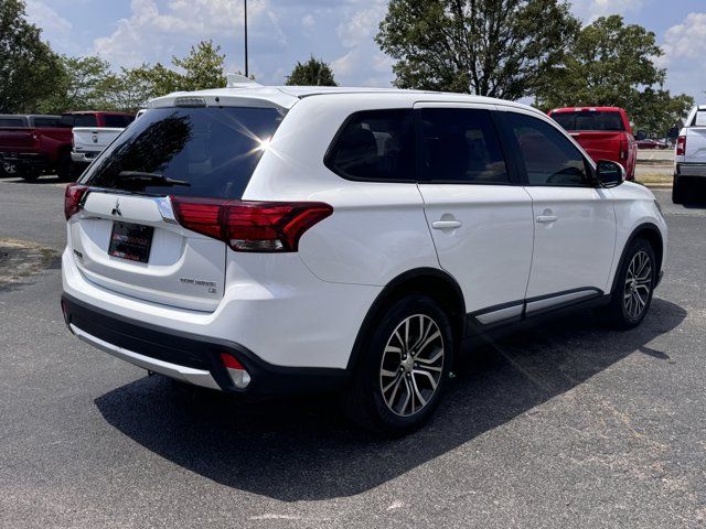 2018 Mitsubishi Outlander SE