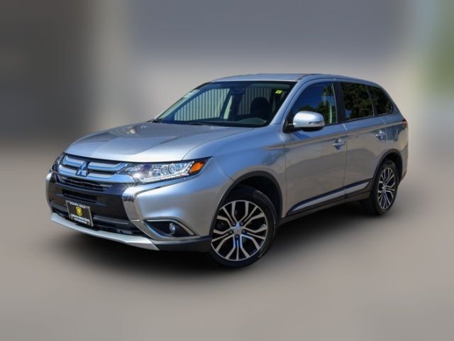 2018 Mitsubishi Outlander SE