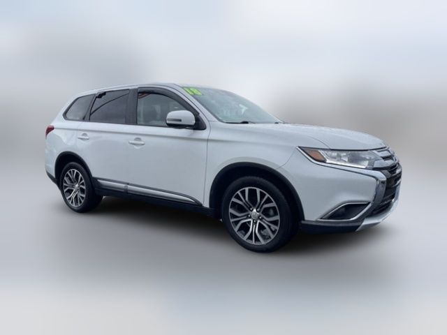 2018 Mitsubishi Outlander SE