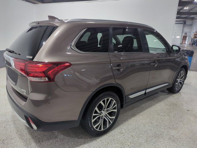 2018 Mitsubishi Outlander ES