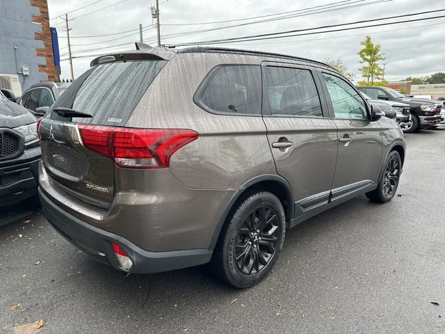 2018 Mitsubishi Outlander LE