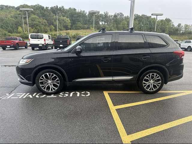 2018 Mitsubishi Outlander SE