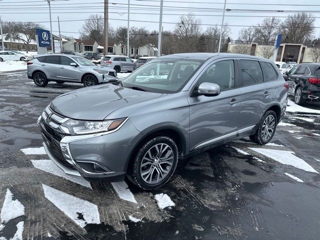 2018 Mitsubishi Outlander SE