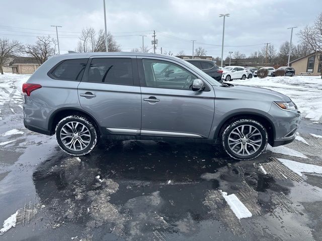 2018 Mitsubishi Outlander SE